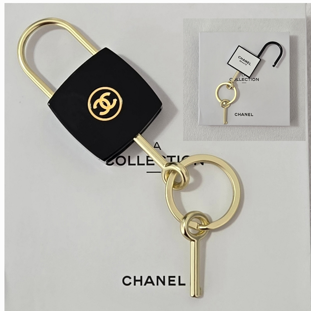 🦋Chanel (LA COLLECTION) Lock and Keys Box Set-Brand New in Box - Picture 7 of 7